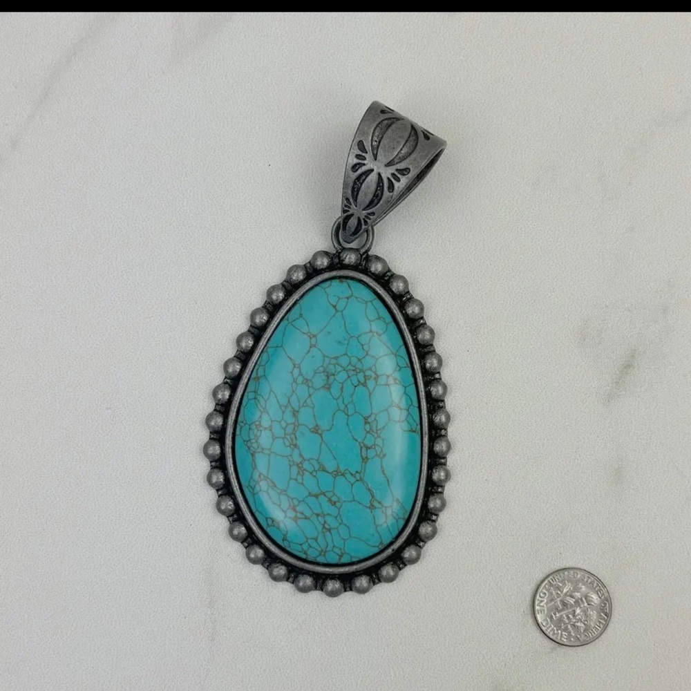 Turquoise Pendant Necklace